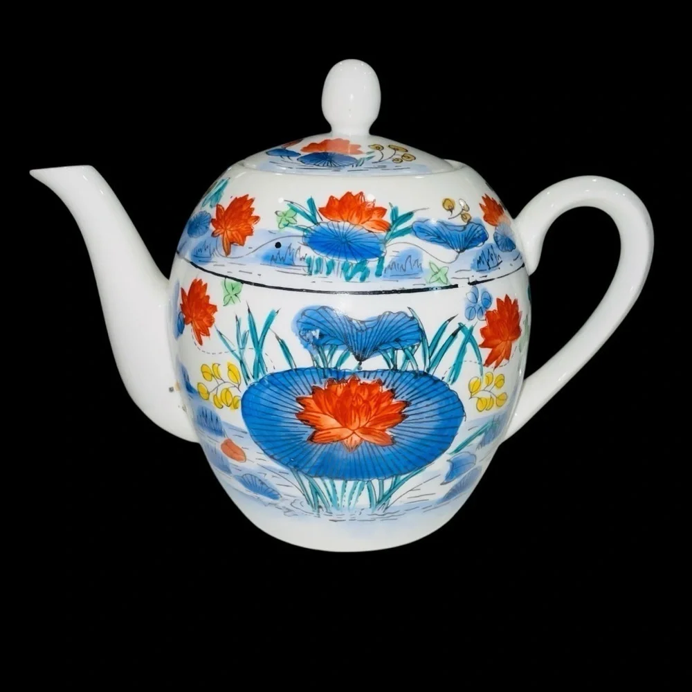 Williams Sonoma Asian Inspired Vintage Tea Pot Grande Cuisine - Lotus 8”x6”